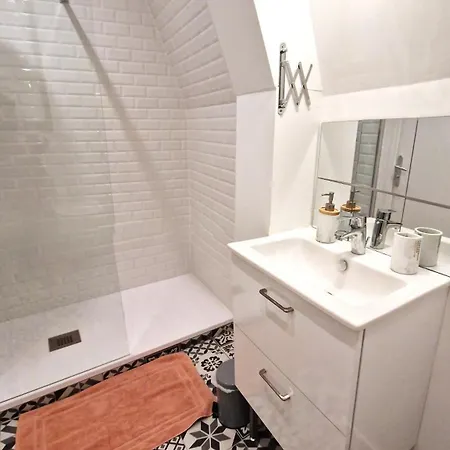 Apartment Les Bons Enfants 5 & 8 Rouen